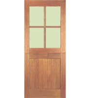 Hardwood 4 Light Stable